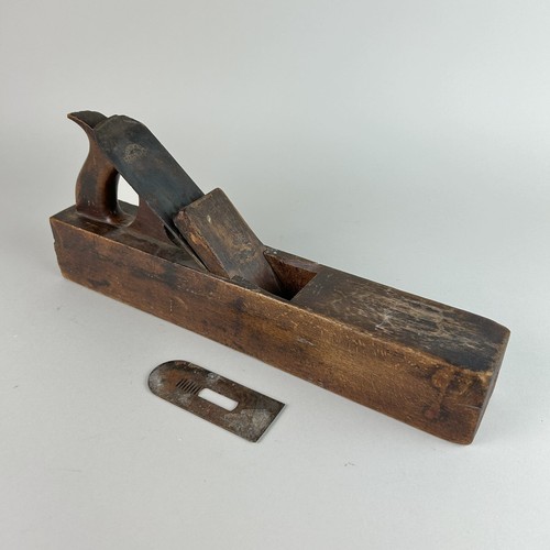 Antique martin shaw wooden - antique,